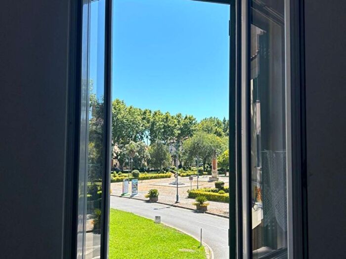 Appartamento trilocale in affitto in Piazza Garibaldi, Vada, Rosignano Marittimo