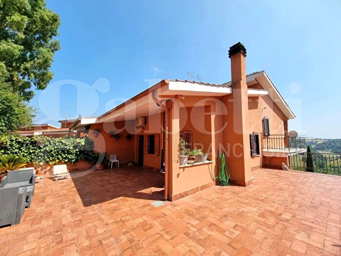 Casa con 5 locali in vendita in Contrada Vignacce, Ponzano Romano