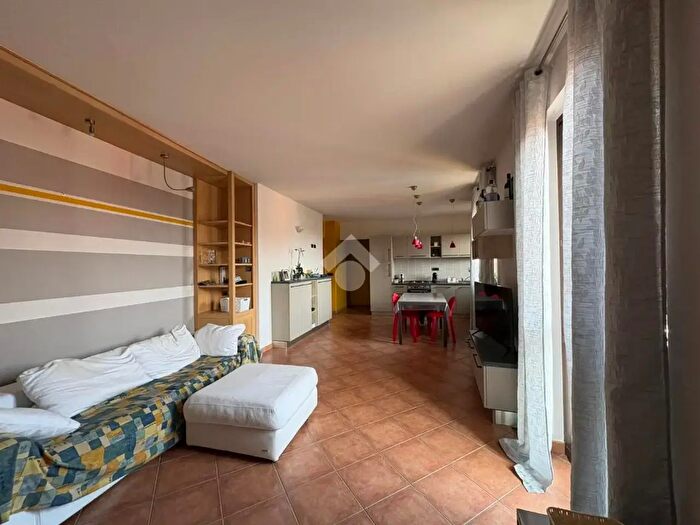 Appartamento quadrilocale in affitto in Via Capitano Moggio, Revello