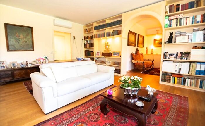 Appartamento trilocale in vendita in Via Alessandro Manzoni, Basiglio