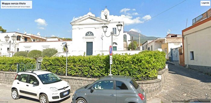 Appartamento quadrilocale in affitto in Via Cappella degli Orefici Torre del Greco, Torre Del Greco