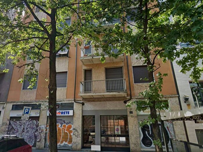 Casa bilocale in affitto in Via Francesco Albani, Monte Rosa Lotto, Milano