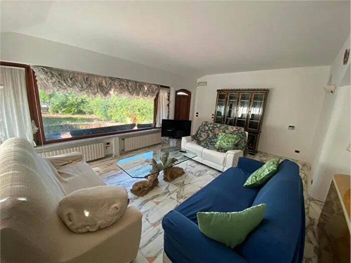 Casa in vendita in Forte Dei Marmi