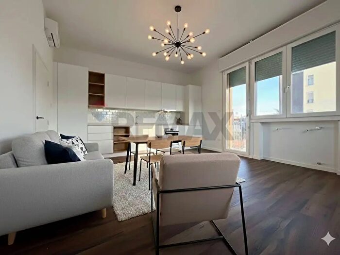 Appartamento quadrilocale in vendita in Via Donato Bramante, Padova