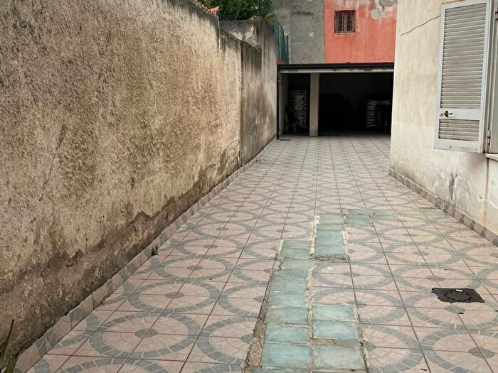 Appartamento bilocale in affitto in Via Carmignano, Avella