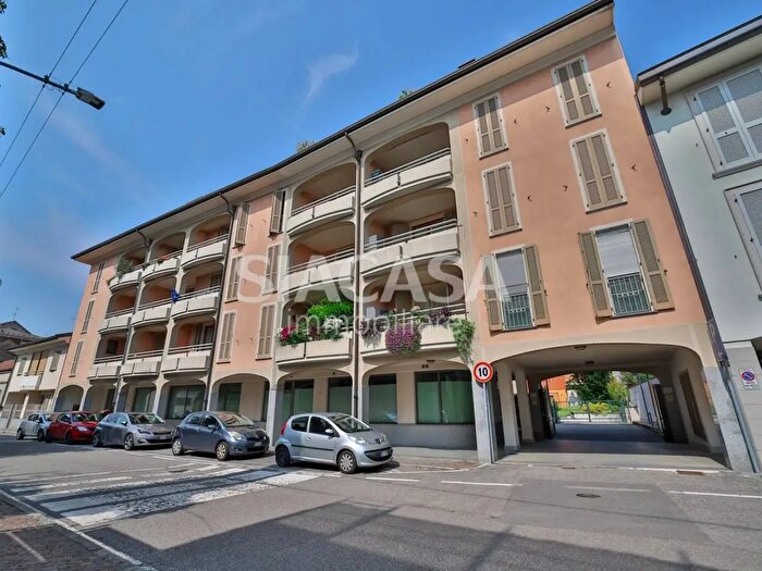 Appartamento bilocale in affitto in Via Ferrario, Agrate Brianza