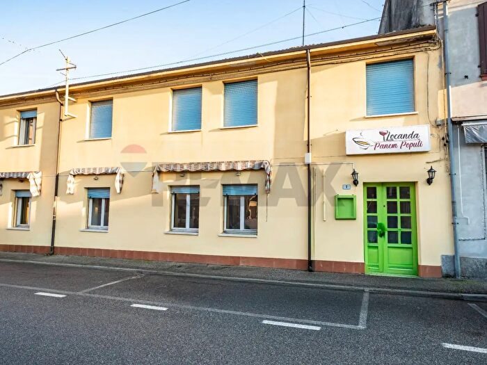 Appartamento trilocale in vendita in Voghiera