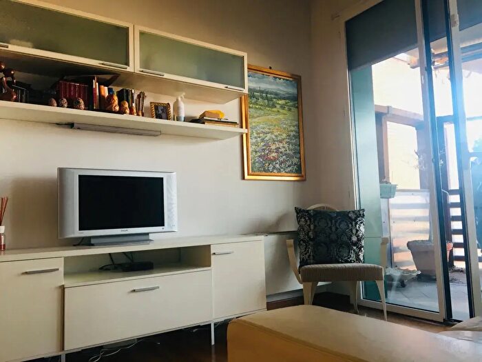 Appartamento trilocale in affitto in Viale Masini, Bologna