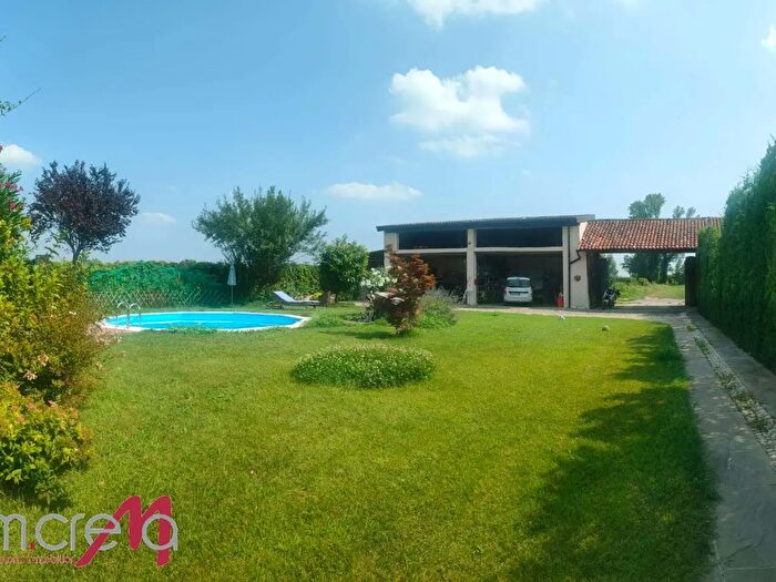 Casa con 6 locali in vendita in Campagnola Cremasca