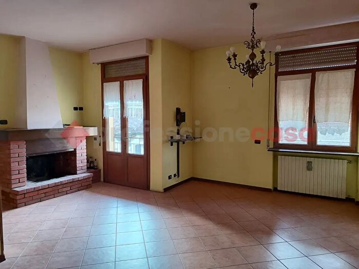 Appartamento quadrilocale in vendita in Via Puccini, Castelnuovo Di Garfagnana