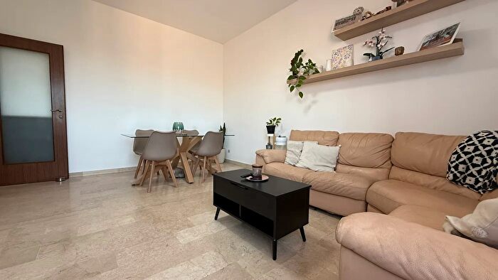 Appartamento trilocale in vendita in Via Roma, Pioltello