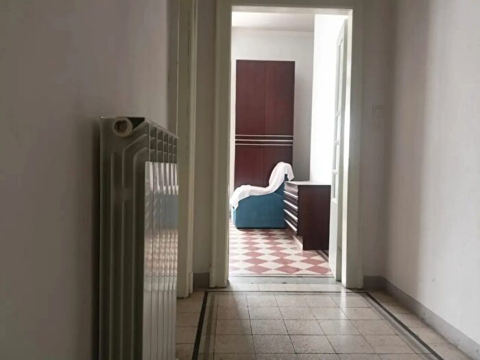 Appartamento trilocale in vendita in Viale Roma, Ponte Dell'Olio