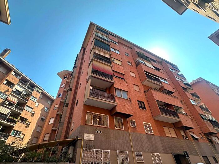 Appartamento bilocale in affitto in Via Giovanni Aurispa, Gregorio VII Piccolomini, Roma