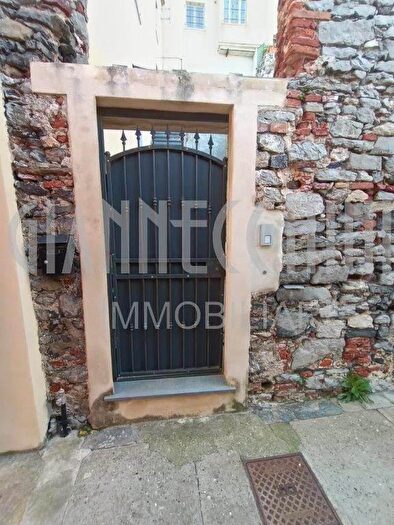 Appartamento trilocale in vendita in Portovenere