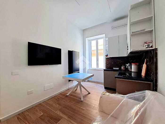 Appartamento monolocale in affitto in Via San Gennaro ad Antignano, Arenella, Napoli