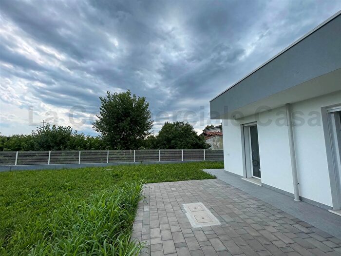Casa con 6 locali in vendita in Treviso