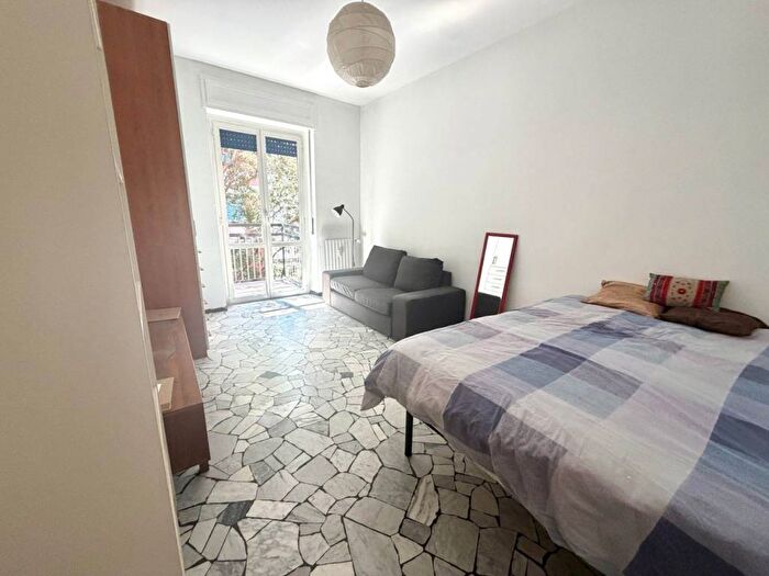 Appartamento bilocale in affitto in VIA ROMILLI, Corvetto, Milano