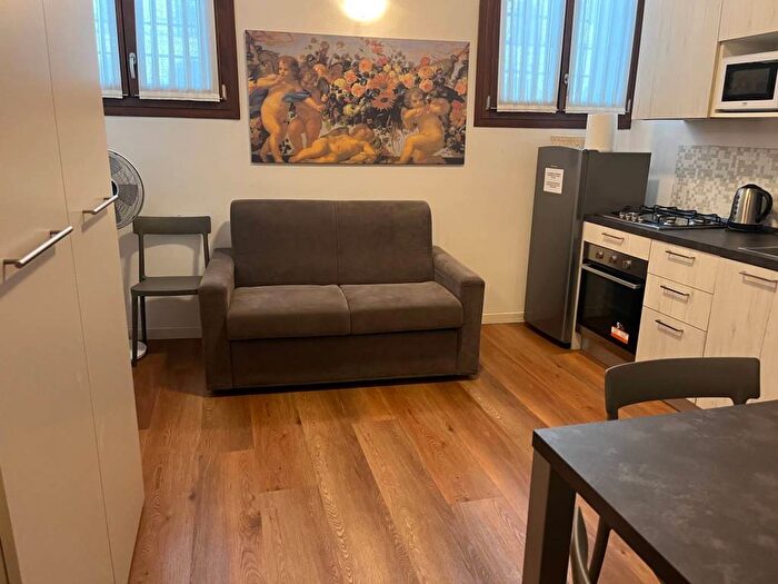 Appartamento monolocale in affitto in Contra Santi Apostoli, Centro Storico, Vicenza