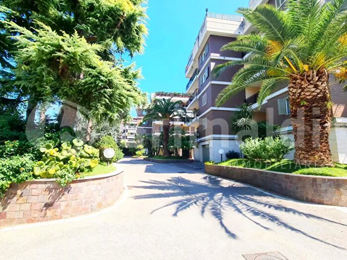 Appartamento trilocale in vendita in Via Santa Maria, Quarto