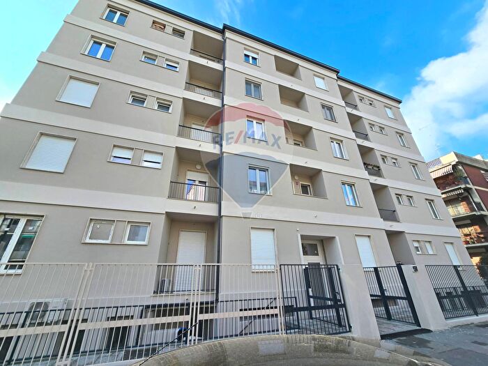 Appartamento trilocale in vendita in Via Matteo Civitali, Milano