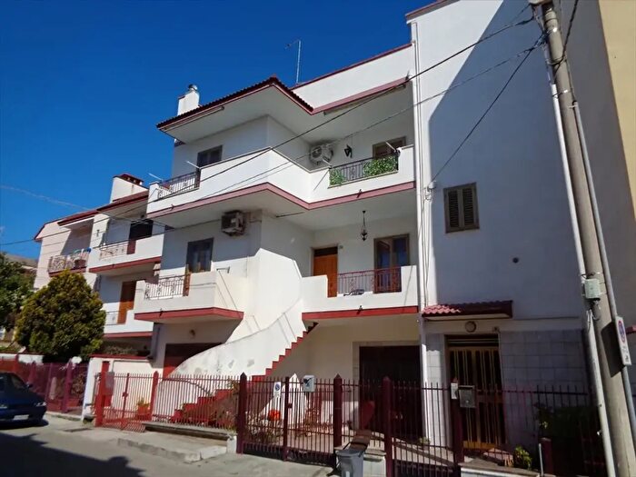 Casa quadrilocale in vendita in Via dei Cinquecento, Palo Del Colle