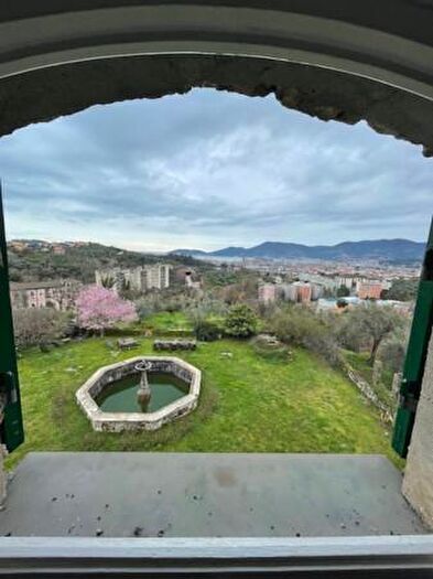 Appartamento quadrilocale in vendita in Via Privata da Passano, La Spezia