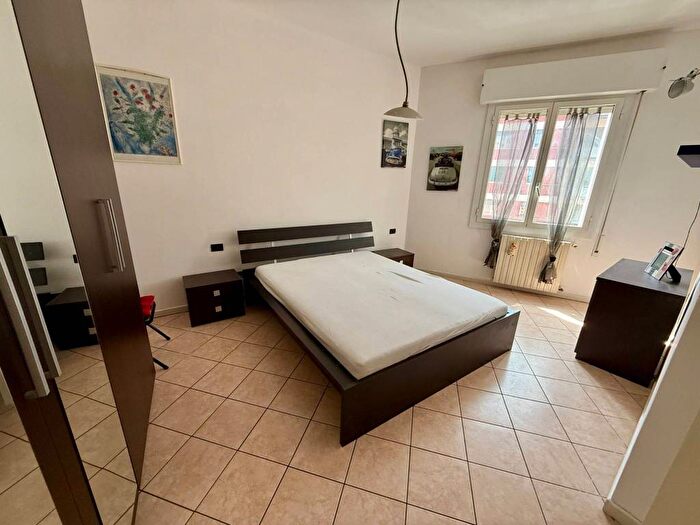 Appartamento trilocale in affitto in Via della Grada, San Felice, Bologna