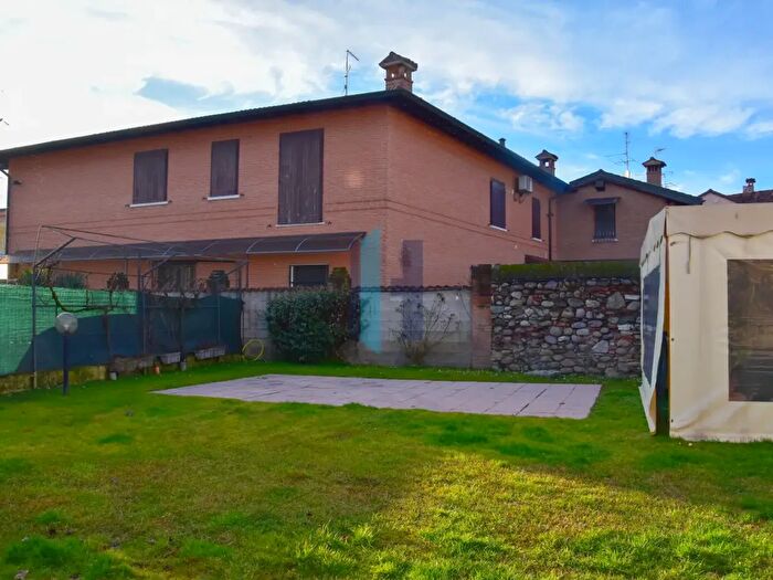 Casa trilocale in vendita in Torbole Casaglia