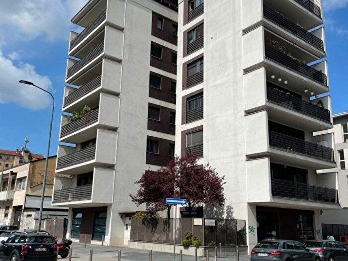 Appartamento bilocale in affitto in Via Savona, Giambellino, Milano