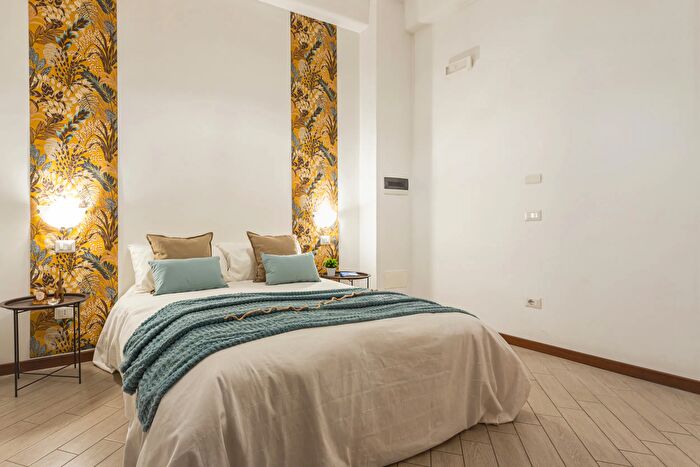 Appartamento trilocale in vendita in Via Riano, Roma