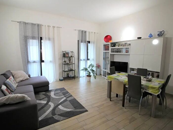 Appartamento bilocale in vendita in Via Giuseppe Garibaldi, Trezzo SullAdda