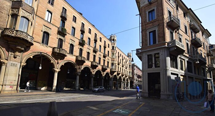 Appartamento con 7 locali in vendita in Via Monte di Pietà, Torino