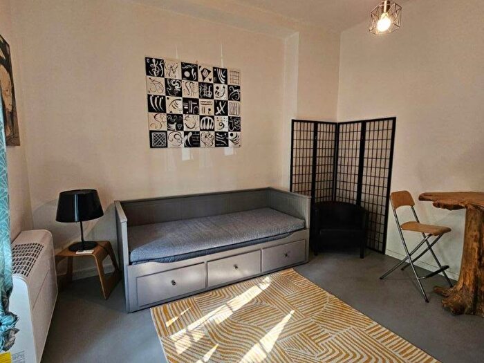 Appartamento monolocale in affitto in Via Edoardo Chinotto, Piazzale Siena, Milano