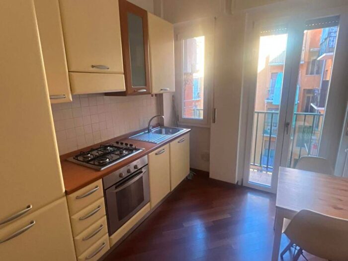 Appartamento bilocale in affitto in Via Sarzana, Istria, Milano