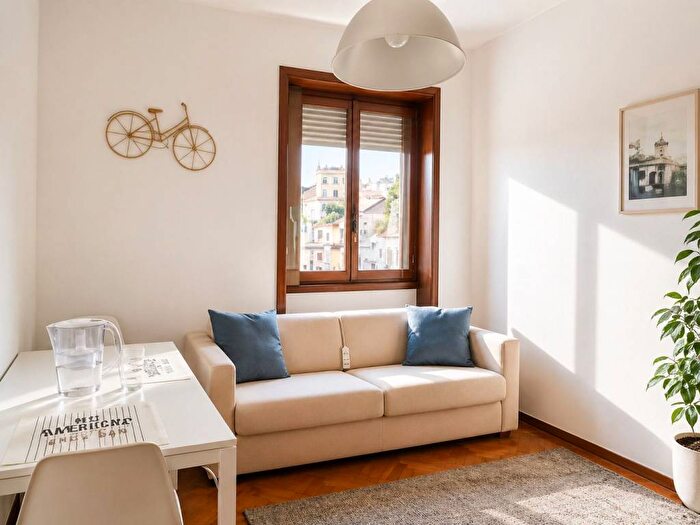 Appartamento trilocale in affitto in Via Carlo Vittadini, Bocconi, Milano