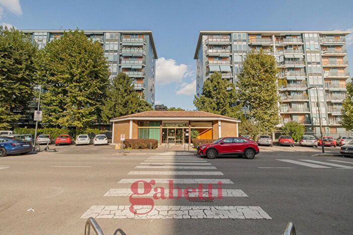 Appartamento trilocale in vendita in Via Don Gnocchi, Milano