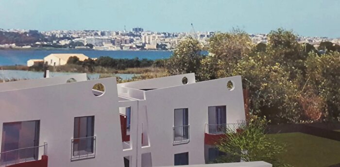 Casa con 5 locali in vendita in Via Lido Sacramento, Siracusa