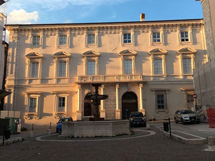 Appartamento quadrilocale in affitto in Via Andrea Bafile, Duomo Fontana Luminosa, LAquila