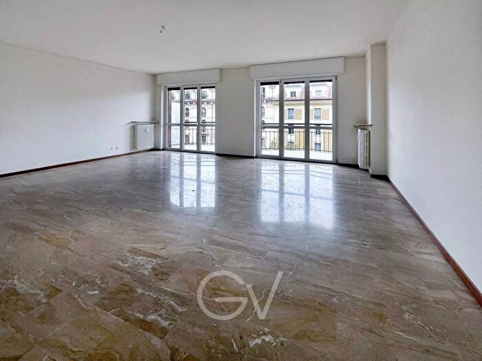 Appartamento con 5 locali in affitto in Via Carlo Ravizza, De Angeli, Milano