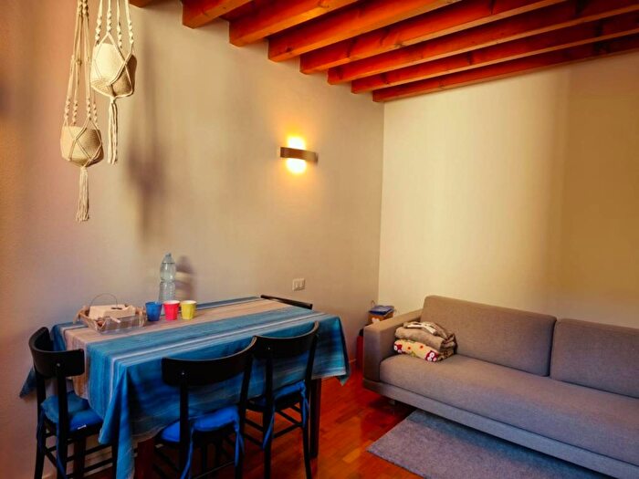 Appartamento bilocale in affitto in Via Caprera n, Centro, Vittorio Veneto