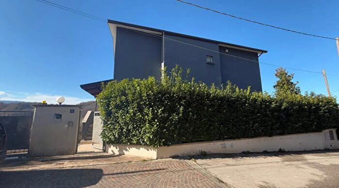 Appartamento trilocale in vendita in Via San Giacomo Piano San Rocco San Giorgio del Sannio Benevento Campania Italia, San Giorgio Del Sannio