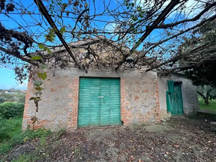 Casa bilocale in vendita in Via Fontanile Linaro, Gallicano Nel Lazio