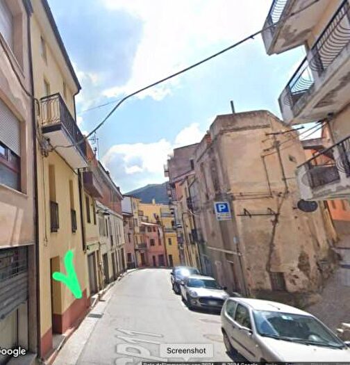 Casa con 5 locali in vendita in Via Umberto I, Jerzu