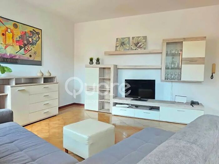 Appartamento con 5 locali in vendita in Buia