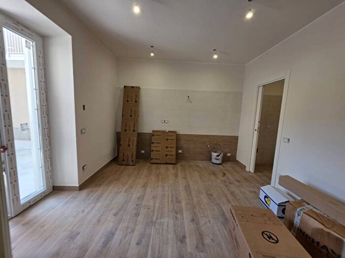 Appartamento bilocale in affitto in Via Santa Prima Martire, San Paolo Bel Sito