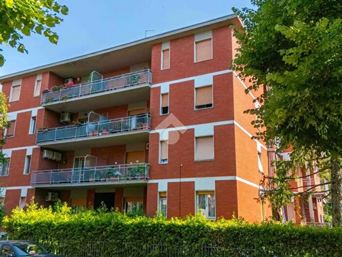 Appartamento trilocale in vendita in Via Belgrado, Parma