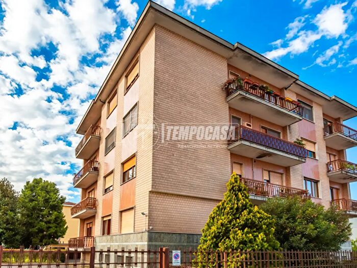 Appartamento trilocale in vendita in Via Roma, San Mauro Torinese