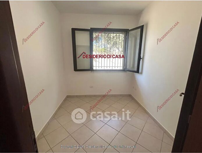 Appartamento quadrilocale in vendita in Via Regia Trazzera Marina di Granatelli, Altavilla Milicia