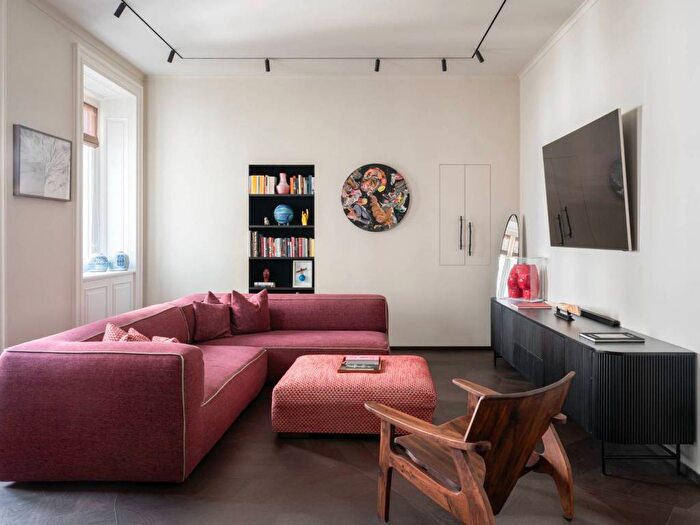 Appartamento trilocale in affitto in Foro Buonaparte, Cadorna Castello, Milano