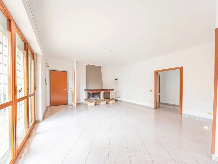 Appartamento quadrilocale in vendita in Via Leoncavallo, Mentana